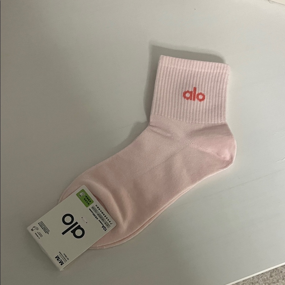 ALO Yoga Baby Pink Socks